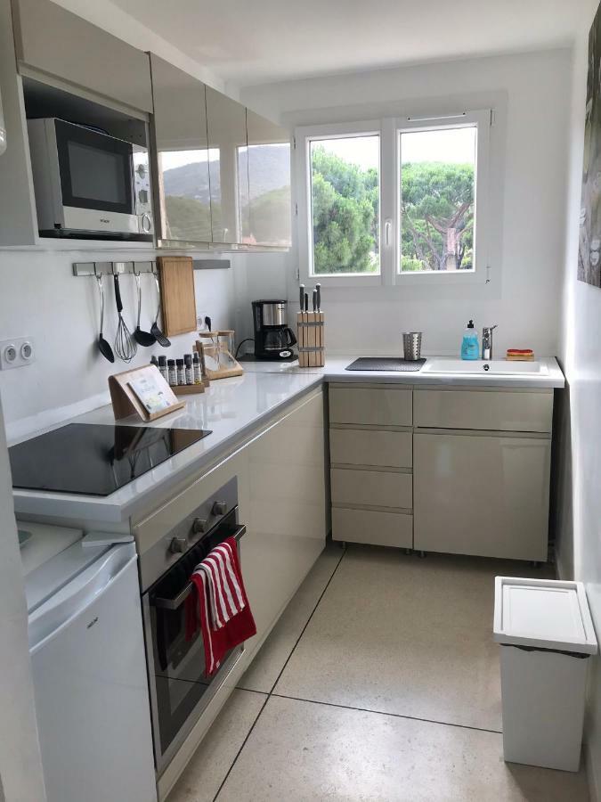 Appartement Cosy - Cavalaire Sur Mer Kültér fotó